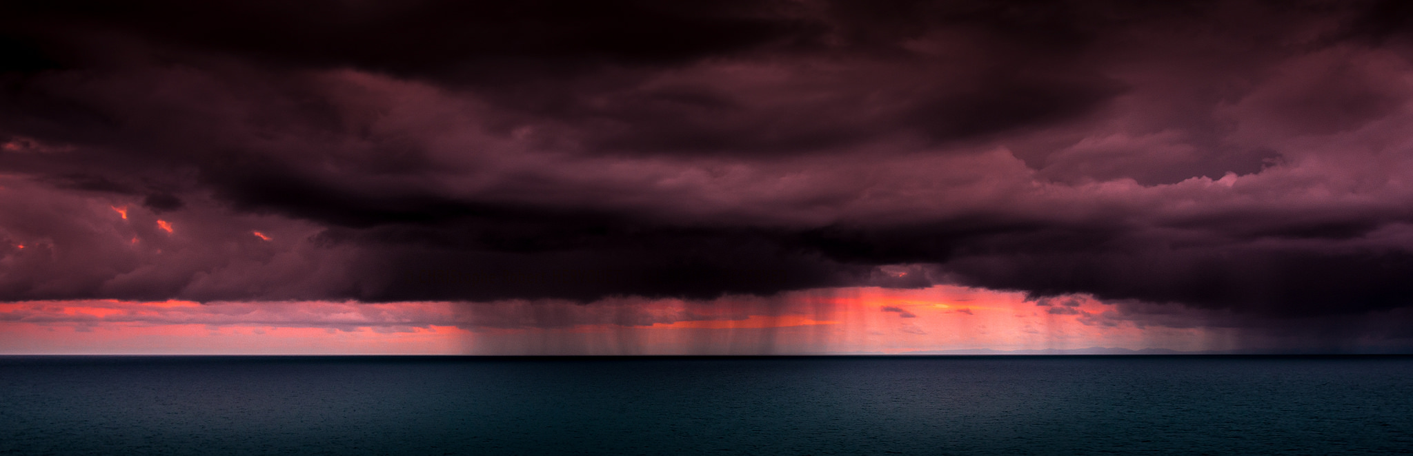 Storms over Loyalty Islands, New Caledonia (Photo: Christophe Robert Hervouet/Flickr)