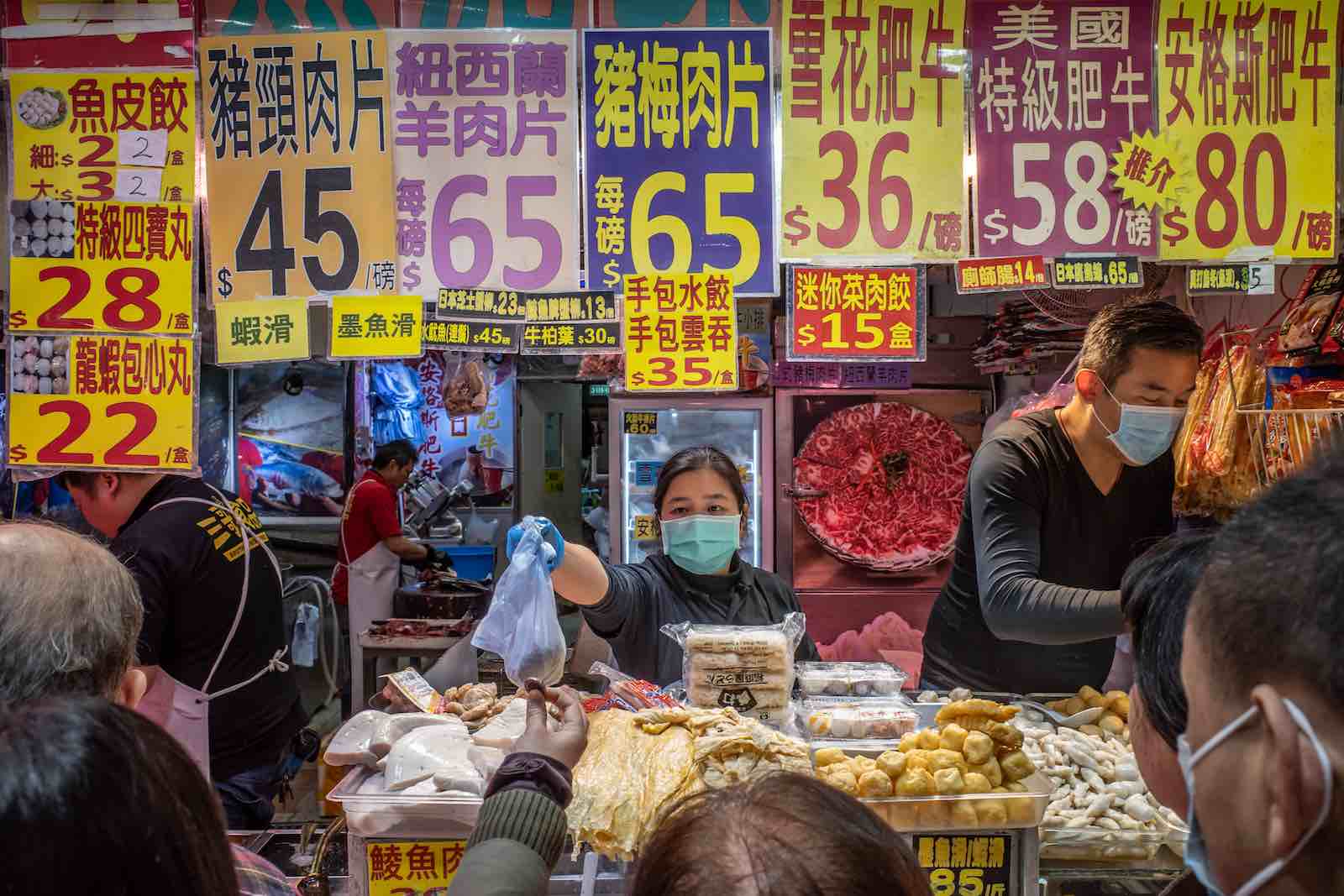 A Hong Kong market on 29 January (Photo: Anthony Kwan/Getty Images)