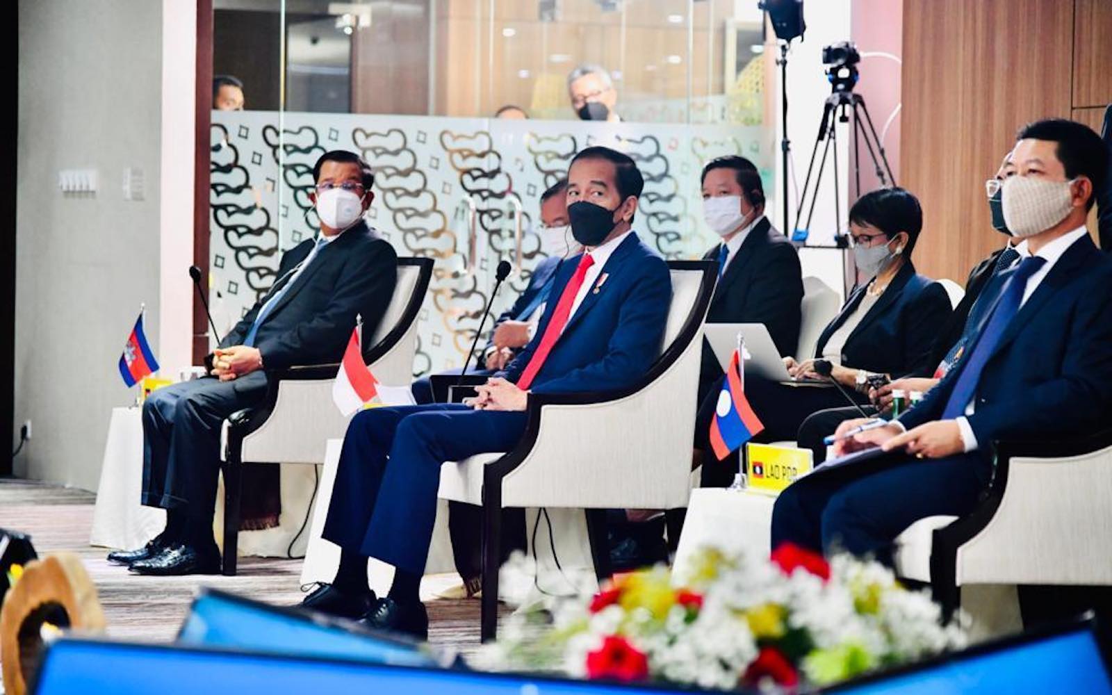 Indonesia’s President Joko Widodo (centre) at a summit on the Myanmar crisis, Jakarta, 24 April 2021 (Indonesian Presidential Secreteriat/Anadolu Agency via Getty Images)