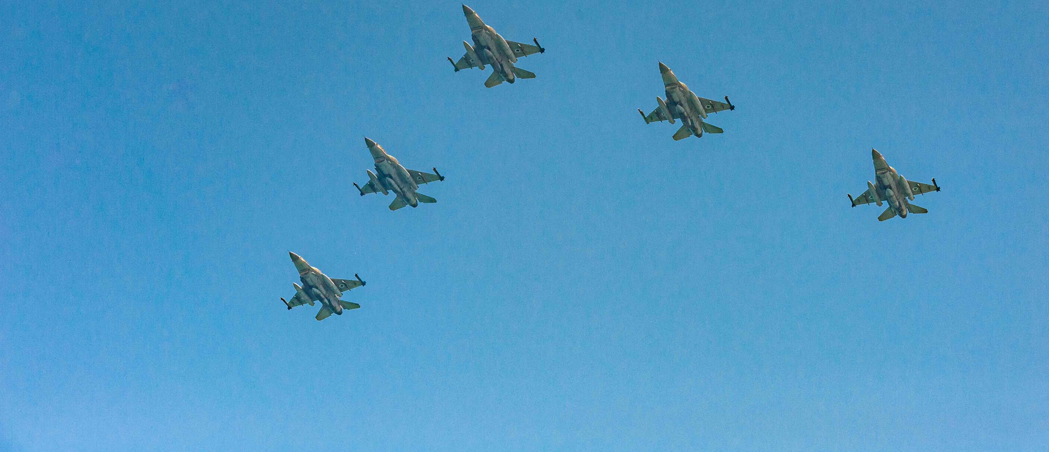 Fighters at a Tel Aviv air show in 2016 (Photo: Michael Jacobs/Getty)