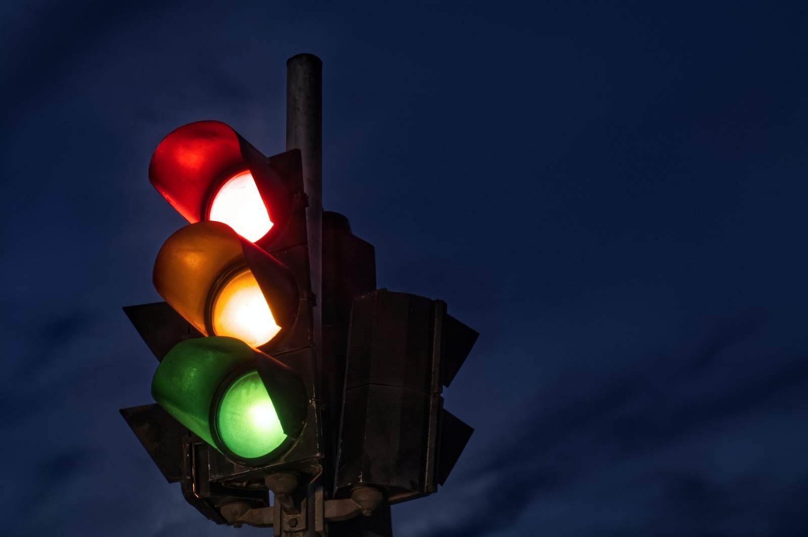 The constituent parties of Germany’s traffic light coalition may struggle to follow Angela Merkel’s moderate, conciliatory crisis-manager format (Tsvetoslav Hristov/Unsplash)