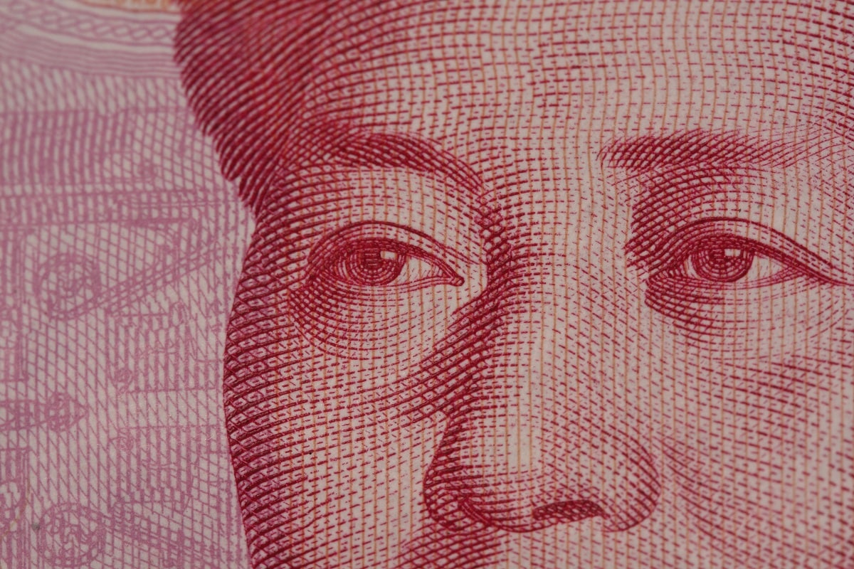100 Yuan RMB note