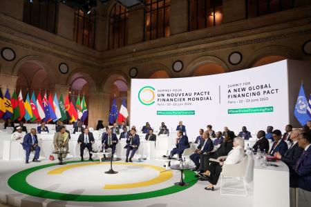 Paris climate summit: A new global financing pact takes shape