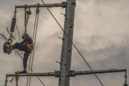 Plugging in PNG: electricity, partners and politics