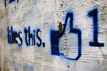 “Coordinated inauthentic behaviour”: Facebook haunts US democracy 