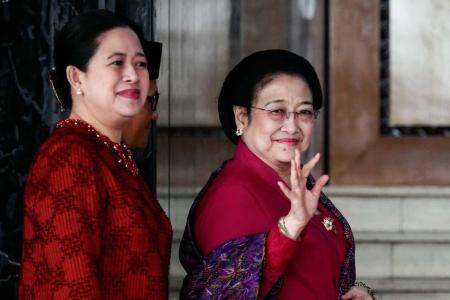 Democracy or dynasty? Megawati delivers Jokowi a clip