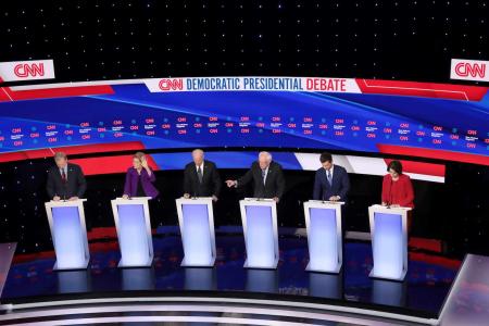 In Democratic debate, big distinctions but little difference