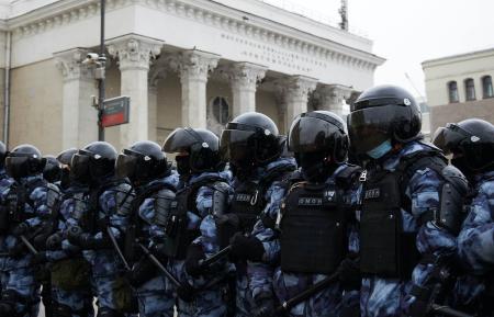 Palaces and protests: Where to next for Russia?