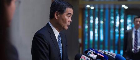  Christmas comes early in Hong Kong with Leung's sign off 