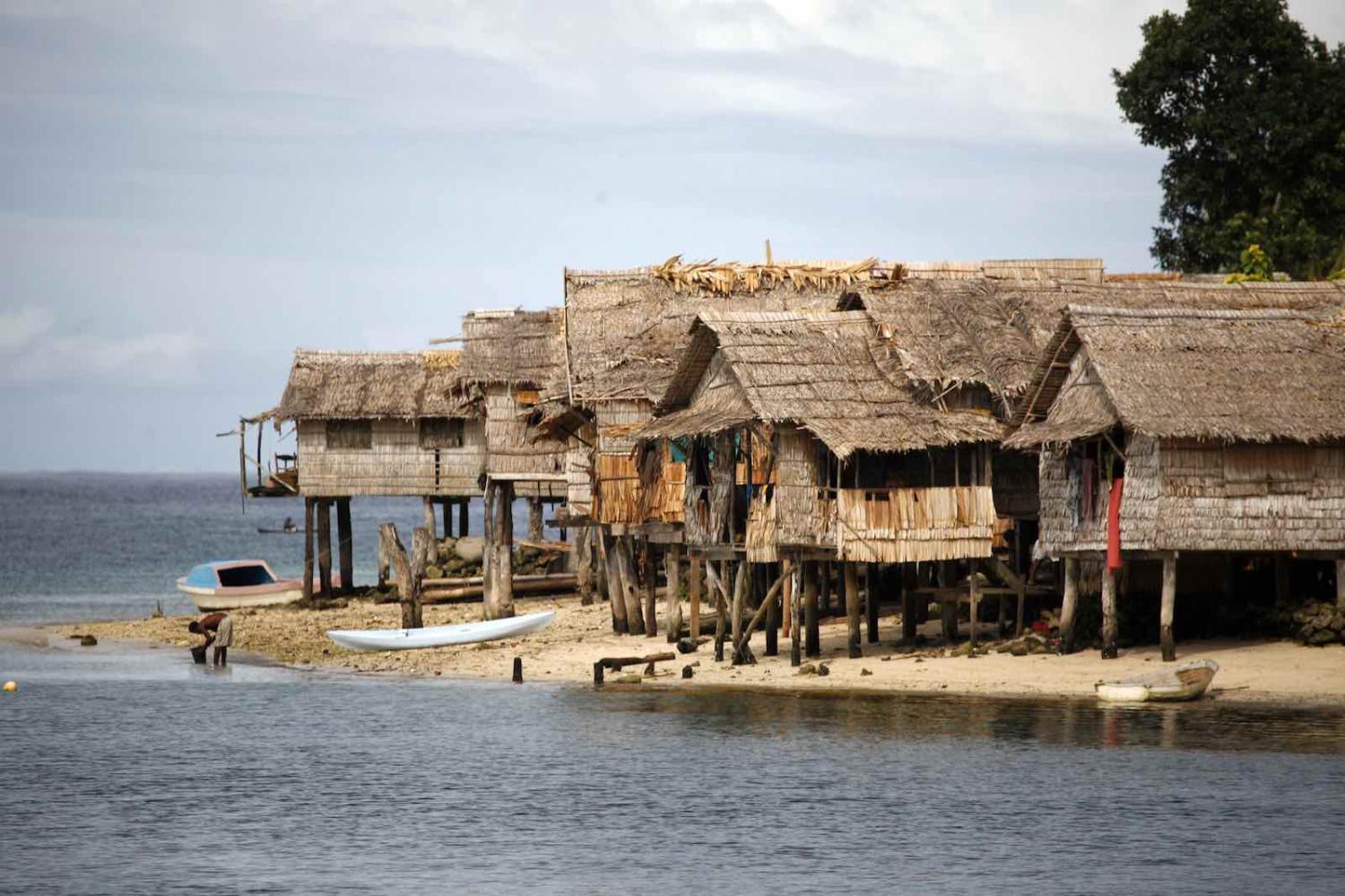 Houses in Auki, Solomon Islands (Photo: Rob Maccoll/DFAT/Flickr)