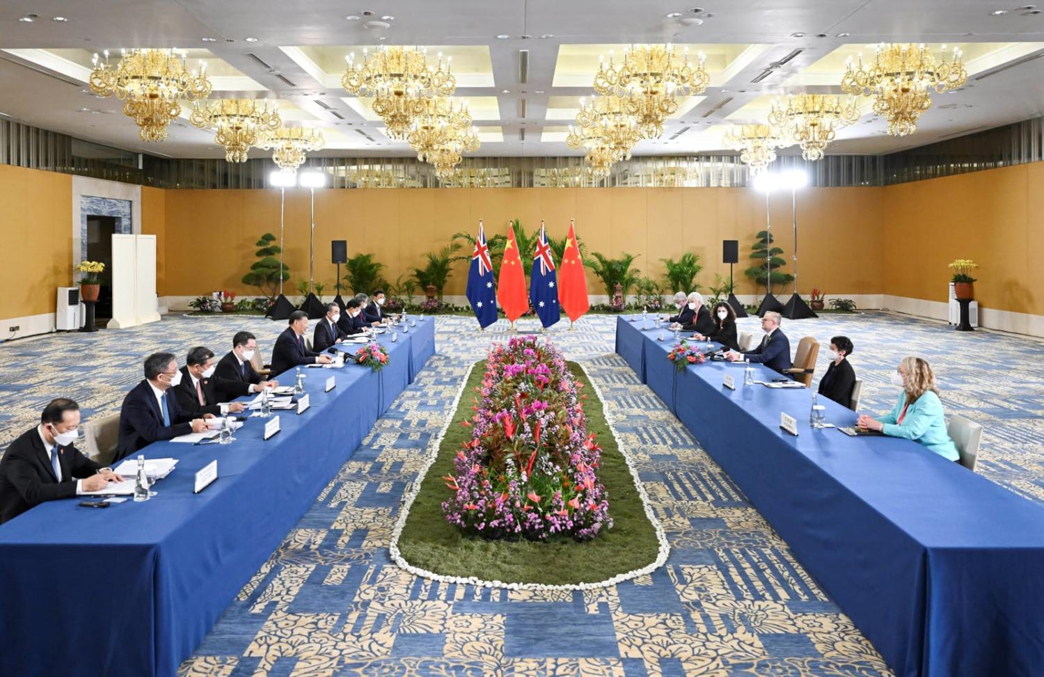 A delegation from China led by President Xi Jinping meets Australian officials led by Prime Minister Anthony Albanese in Bali on the sidelines of the G20 last month (Yan Yan/Xinhua via Getty Images)
