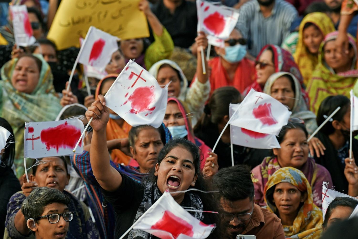 Christians protest in Karachi on 19 August 2023 to condemn attacks on churches in Pakistan by a Muslim mob three days earlier (Asif Hassan/AFP via Getty Images)