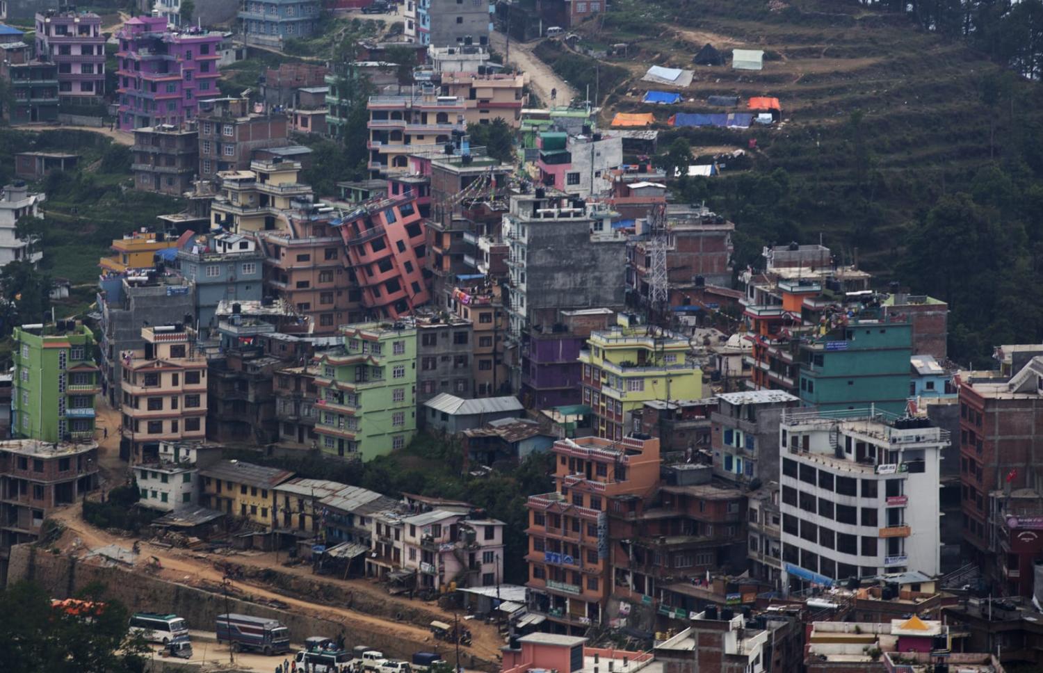 Recovery efforts following the 2015 earthquake near Kathmandu, Nepal (Jeffrey D. Anderson/Marine Corps/US Department of Defence)