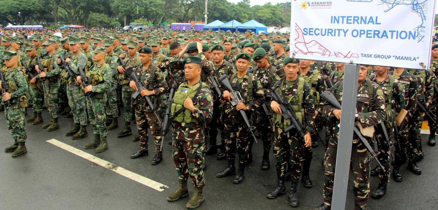 Security forces for the ASEAN Summit, November 2017 (Photo: Gregorio Dantes/Getty Images)