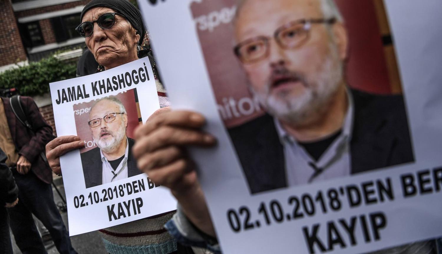 Demonstrators outside the Saudi consulate in Istanbul where journalist Jamal Khashoggi was last seen alive (Photo: Ozan Kose via Getty)
