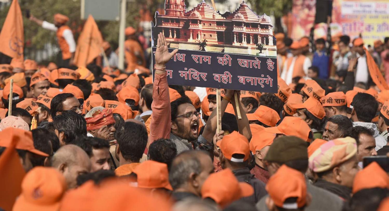 Supporters of the Vishva Hindu Parishad press their demands for the construction of Ram Temple in Ayodhya (Photo: Burhaan Kinu via Getty)