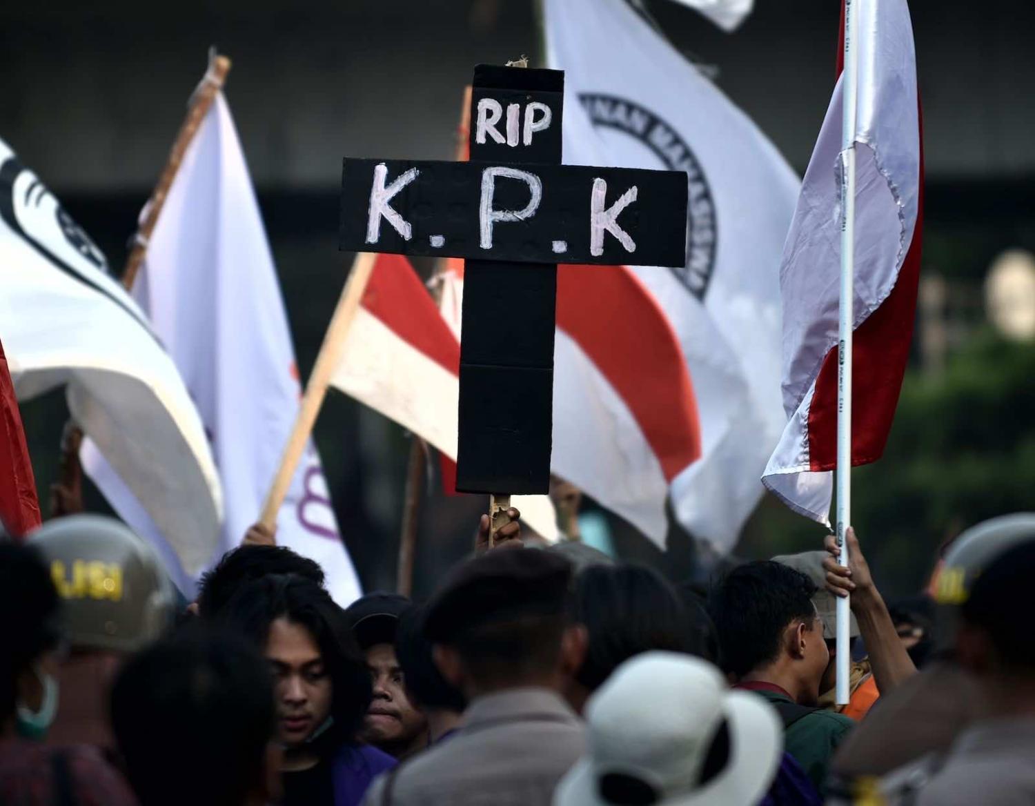 Demonstrations against proposed legislative changes in 2019 to anti-corruption laws: the latest concern focuses on a so-called “civics” test for staff at the Corruption Eradication Commission, or KPK (Bay Ismoyo/AFP via Getty Images)