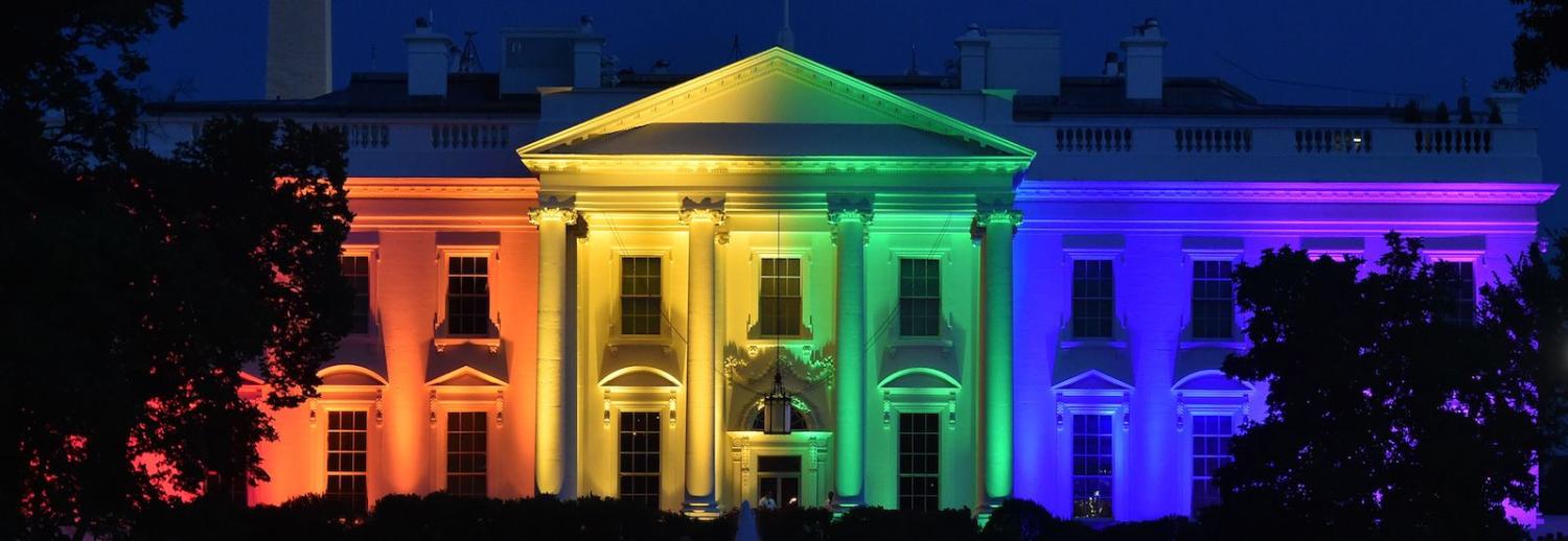 The White House is lightened in rainbow colours in 2015 after a landmark decision by the US Supreme Court that gay marriage is a nationwide right. (Photo: Mladen Antonov via Getty) 