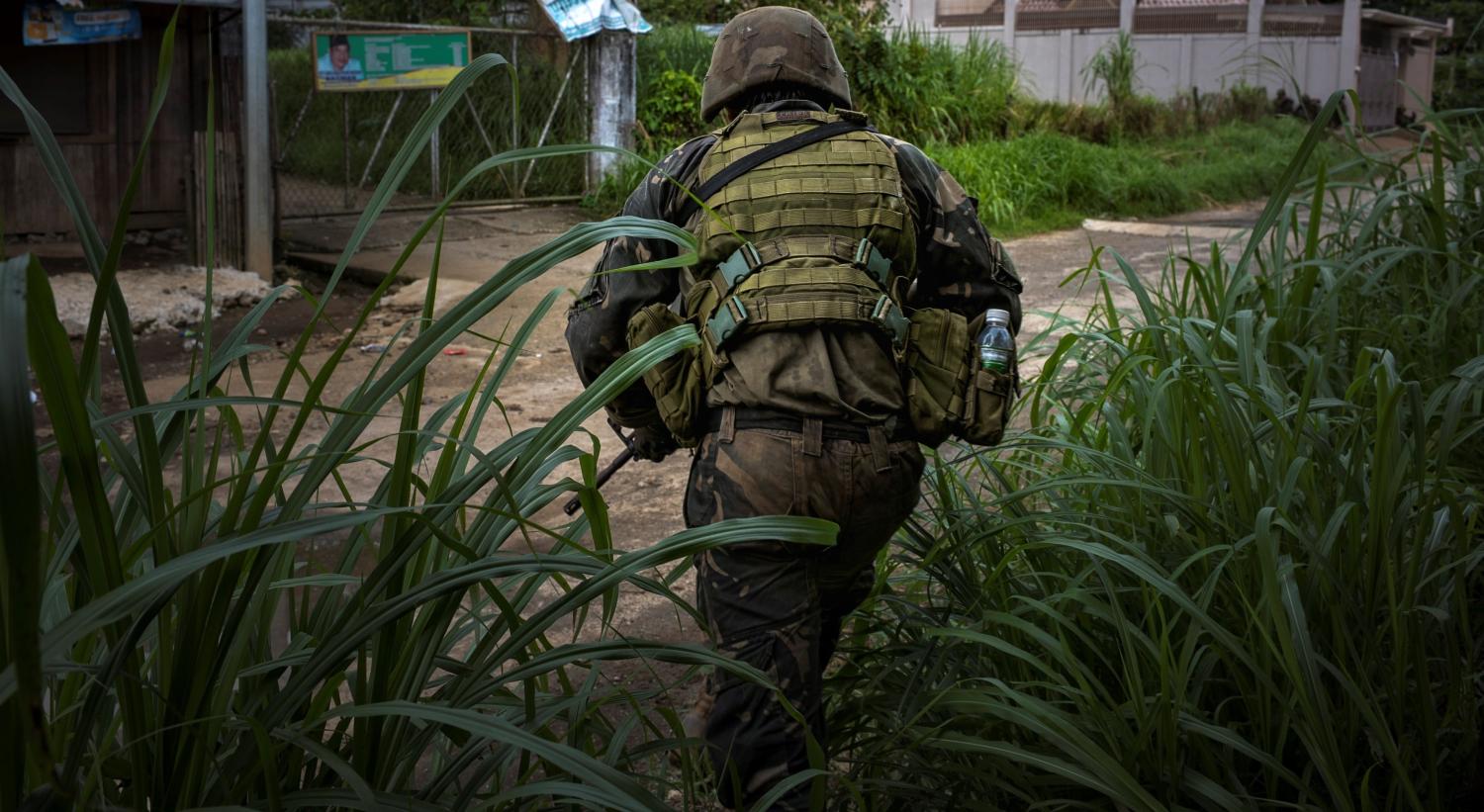 A Philippine soldier in Marawi City, May 2017 (Photo: Getty Images/Stringer/Jez Aznar)
