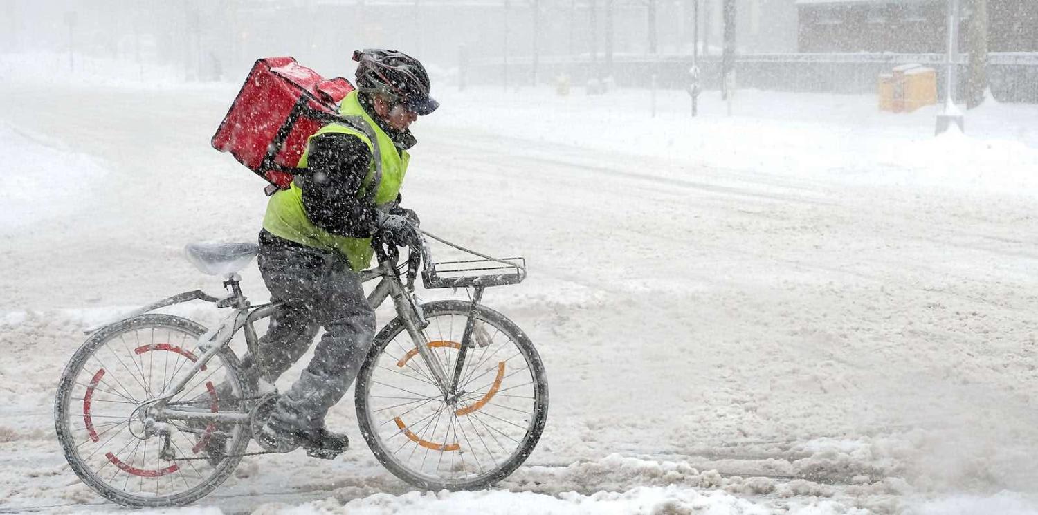Deliveries in a New York snowstorm, January 2018 (Photo: Jamie McCarthy/Getty)
