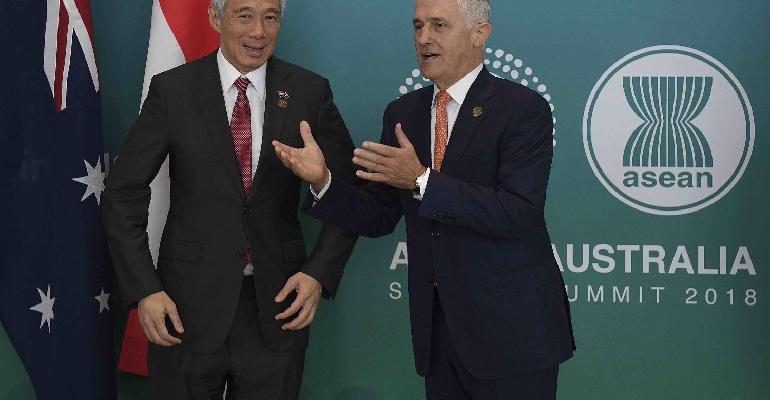 Malcolm Turnbull welcomes Singapore's Lee Hsien Loong on Friday ahead of the Australia-ASEAN summit (Photo by Dan Himbrechts-Pool/Getty)