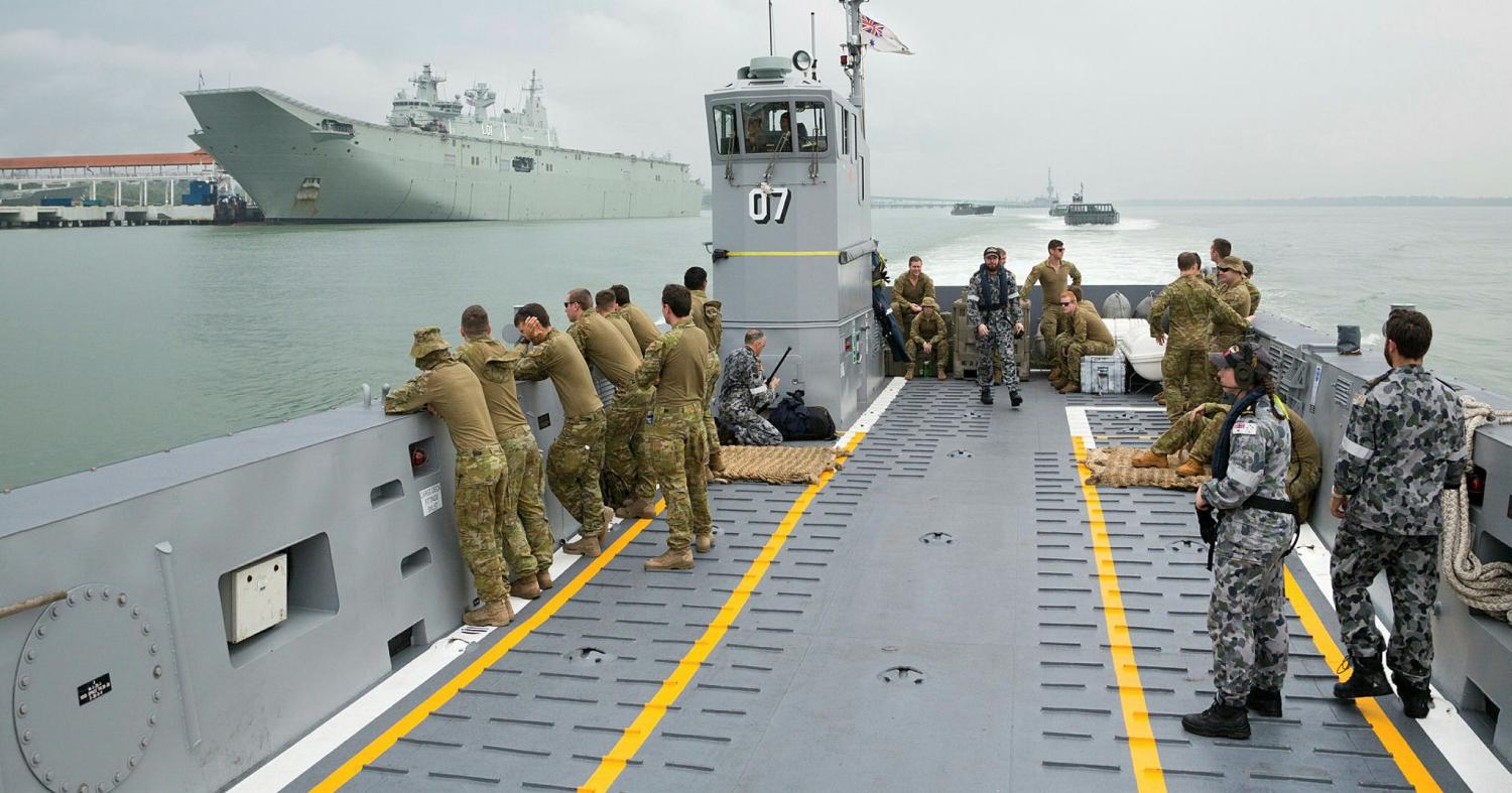Landing craft from HMAS Adelaide sail through Port Klang to conduct training with the Malaysian Armed Forces during Indo Pacific Endeavour 2017. (Photo: Australia Defence)