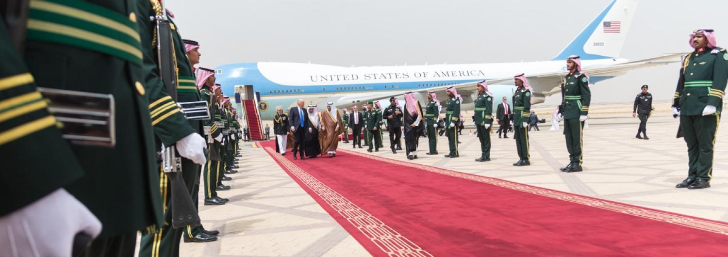 President Donald Trump's red carpet welcome from King Salman bin Abdulaziz Al Saud (Photo: White House)