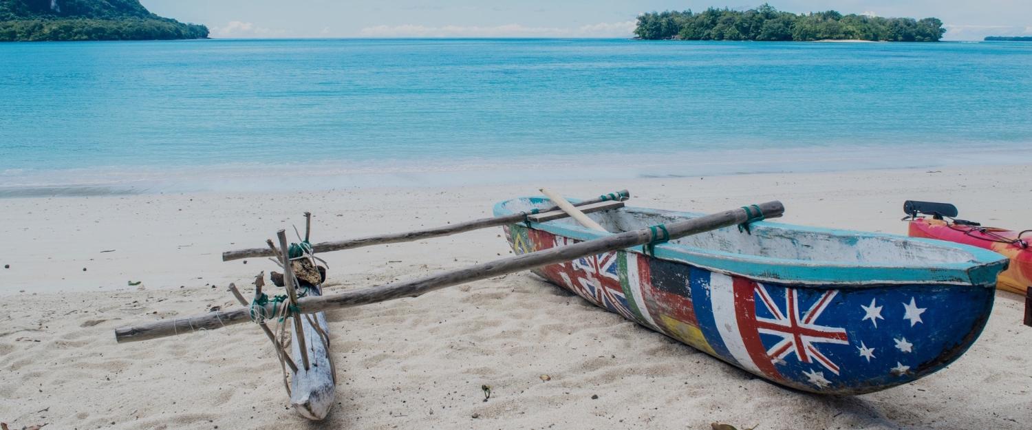 Outrigger canoe on Espiritu Santo in Vanuatu (Photo: Getty)