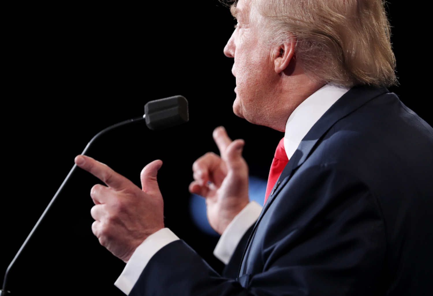 Trump sets up a dangerous denouement to presidential campaign